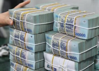 Ngân hàng đua phát hành trái phiếu, lãi suất lên gần 8%/năm