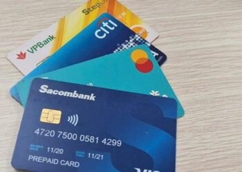 Cách chọn thẻ tín dụng phù hợp