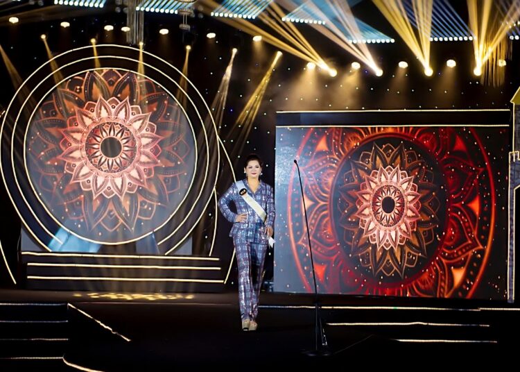 NTK Hu Yu Ting người thổi hồn cho sân chơi Hoa hậu Calgary Việt Nam Doanh nhân toàn cầu 2024