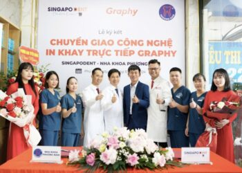 Nha khoa Phương Nam ký kết chuyển giao công nghệ Graphy đầu tiên về in khay trong suốt trực tiếp tại Phú Thọ