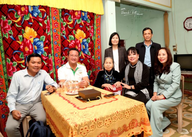 Quảng Trị: Tri ân Mẹ Việt Nam Anh hùng nhân dịp 50 năm ngày giải phóng huyện Hải Lăng