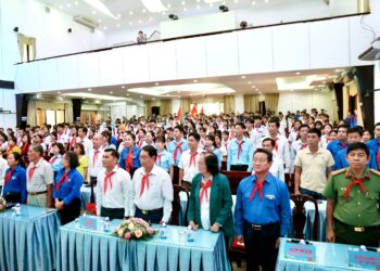 TS. Hồ Minh Sơn vinh dự tiếp tục nhận bằng khen của Chủ tịch UBND Bến Tre năm 2025