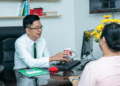 ThS.BS Nguyễn Quang Tiến – CEO Bệnh viện Răng Hàm Mặt Sài Gòn hướng dẫn cách xử lý khi lợi bị thâm đen