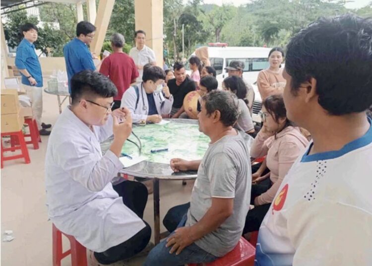 TP.HCM HUY ĐỘNG HƠN 170 BỆNH VIỆN TRIỂN KHAI HỖ TRỢ Y TẾ TOÀN DIỆN CHO KHU VỰC MIỀN TRUNG ĐANG BỊ BÃO LŨ