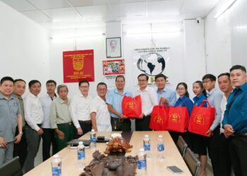 Viện IMRIC và Viện IRLIE tiếp và làm việc với Ban Thường vụ Tỉnh Đoàn Vĩnh Long